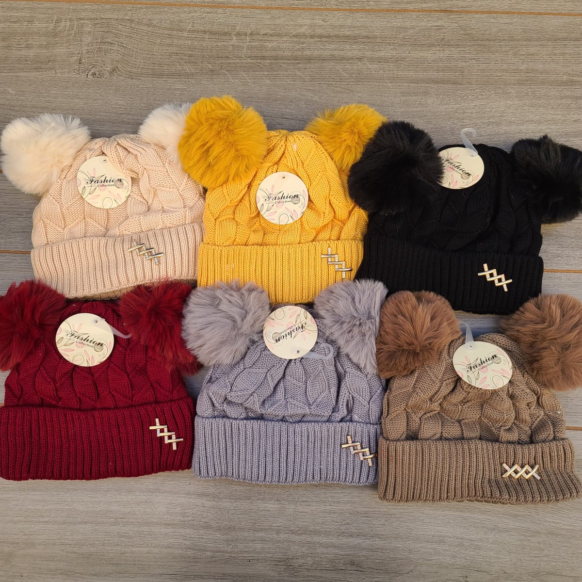 xxx 2pom pom fluffy Beanie